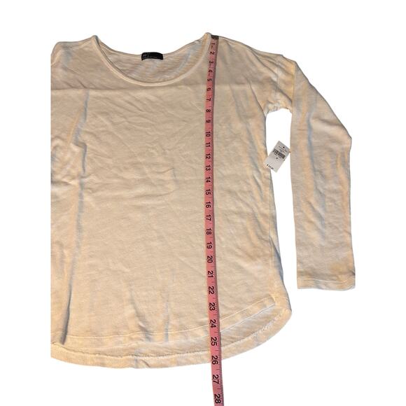 GAP Soft White Long Sleeve Crewneck Tee – Size Small – NWT - Picture 4 of 6